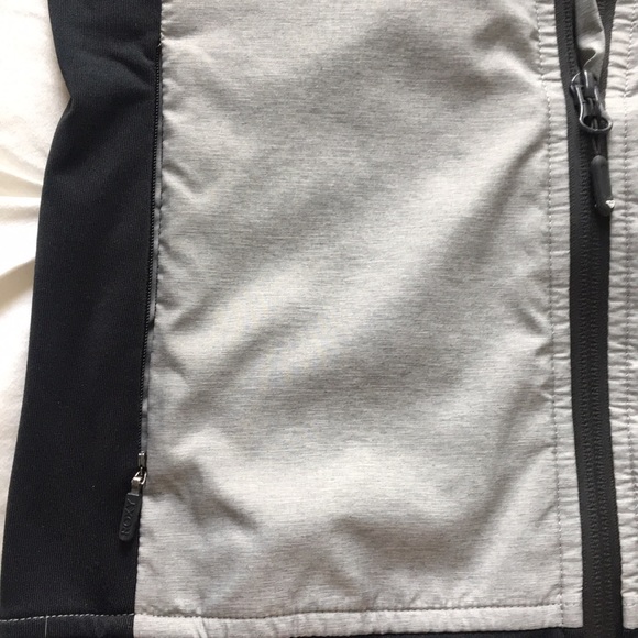 Roxy Lightweight Jacket - Picture 3 of 4